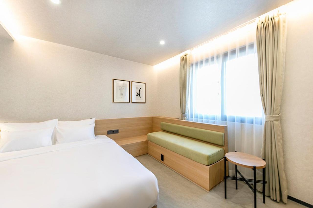 Hotel Yaja Gimhae Buitenkant foto