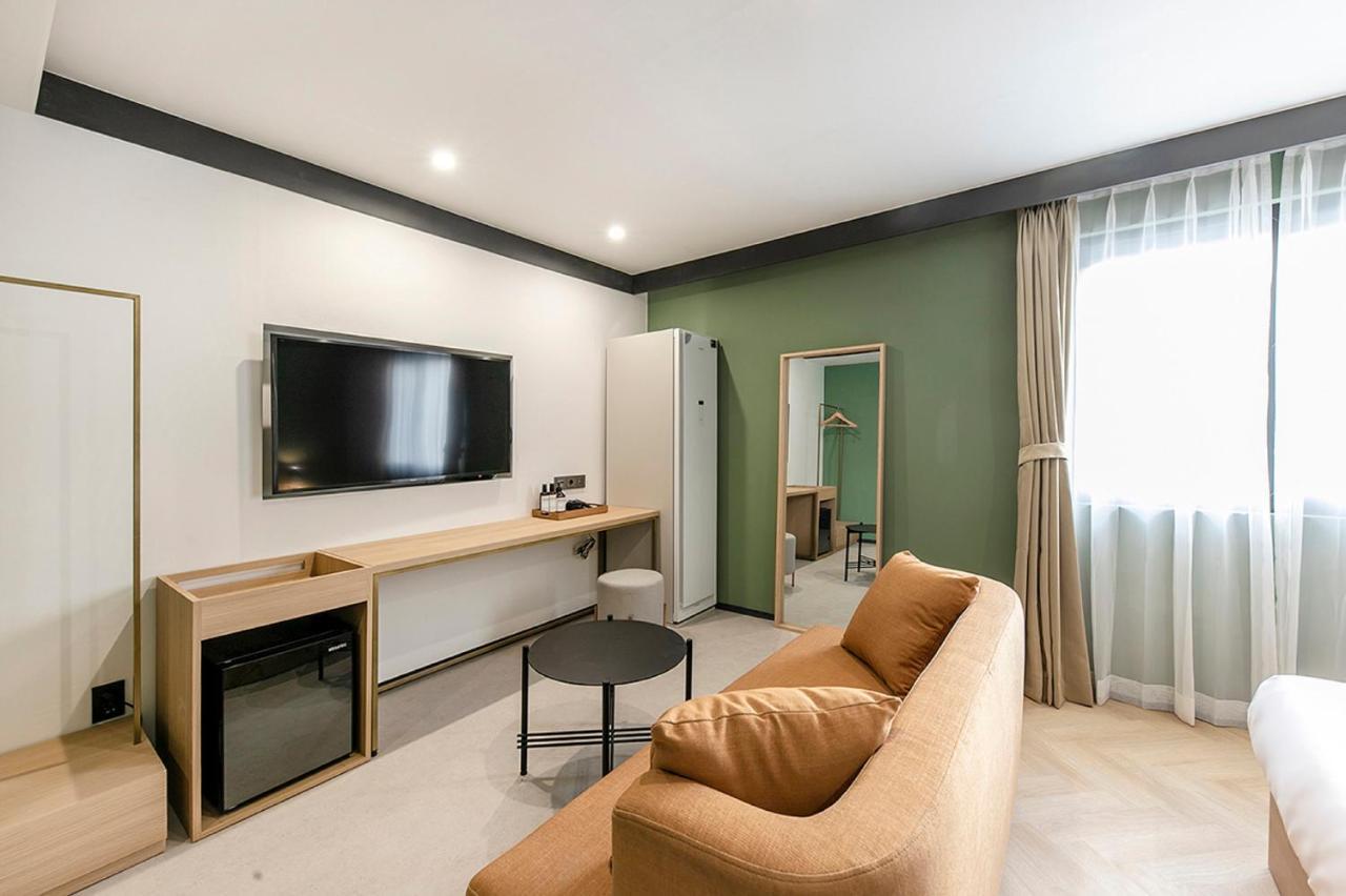 Hotel Yaja Gimhae Buitenkant foto