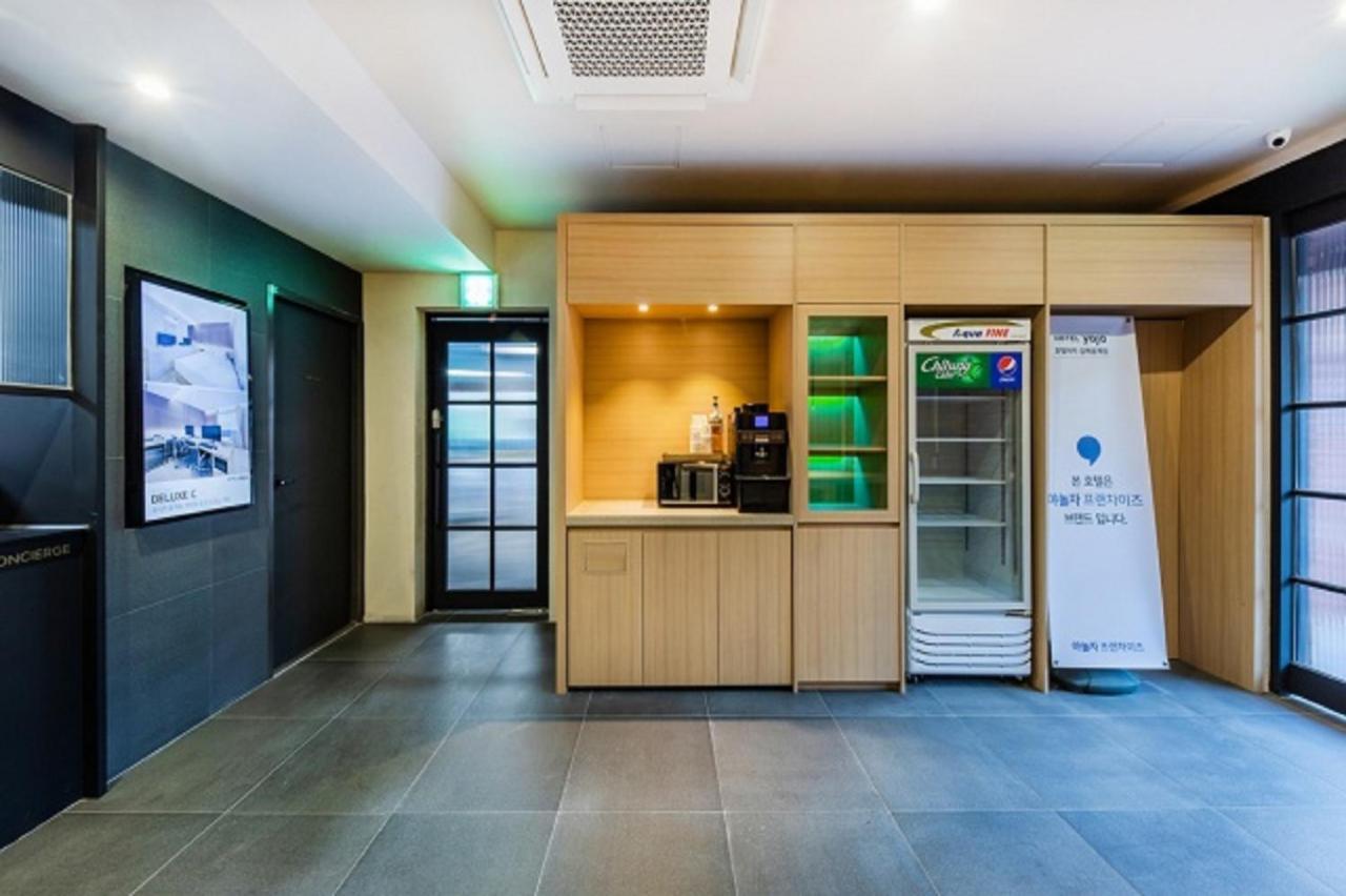 Hotel Yaja Gimhae Buitenkant foto